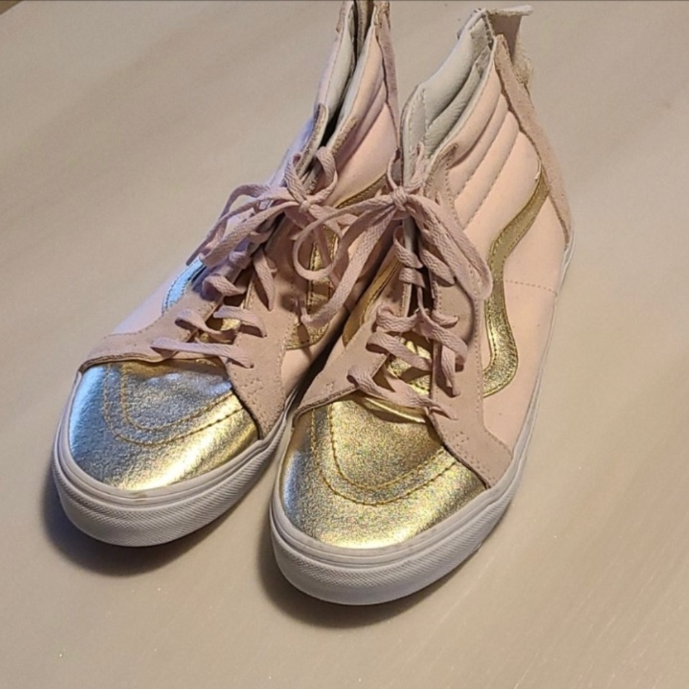 NEW VANS hightops: new w/out tags
